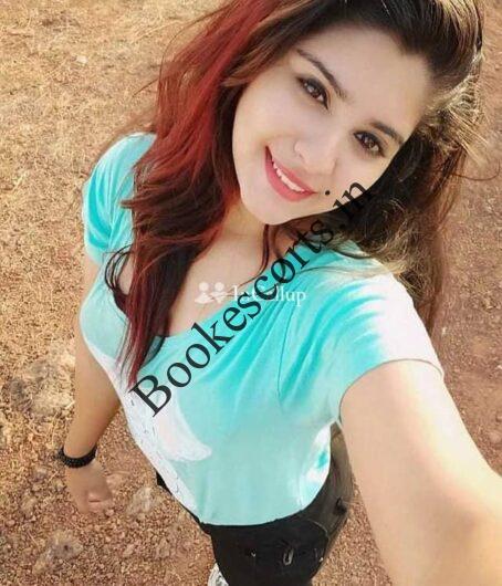 GENUINE HIGH PROFILE COLLEGE GIRL AND HOUSEWIFE AVAILABLE CONTACT ME