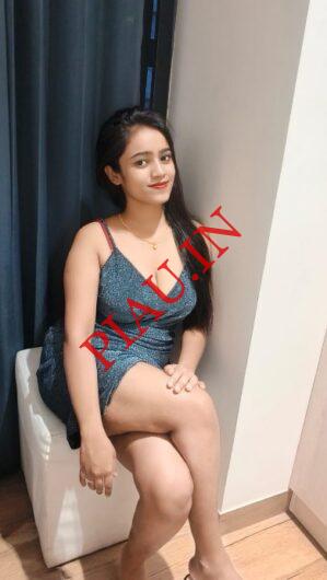 Call Girls In Daryaganj, Delhi 8860005519 Escorts Service